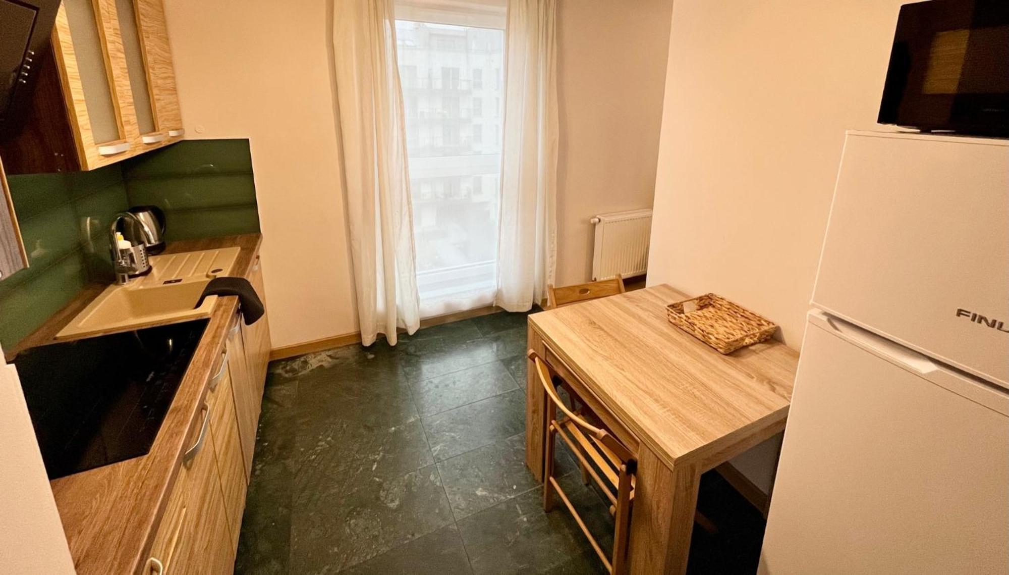 Oldtown Retro Apartment By Marina With Balcony For 6 People Gdansk Bagian luar foto