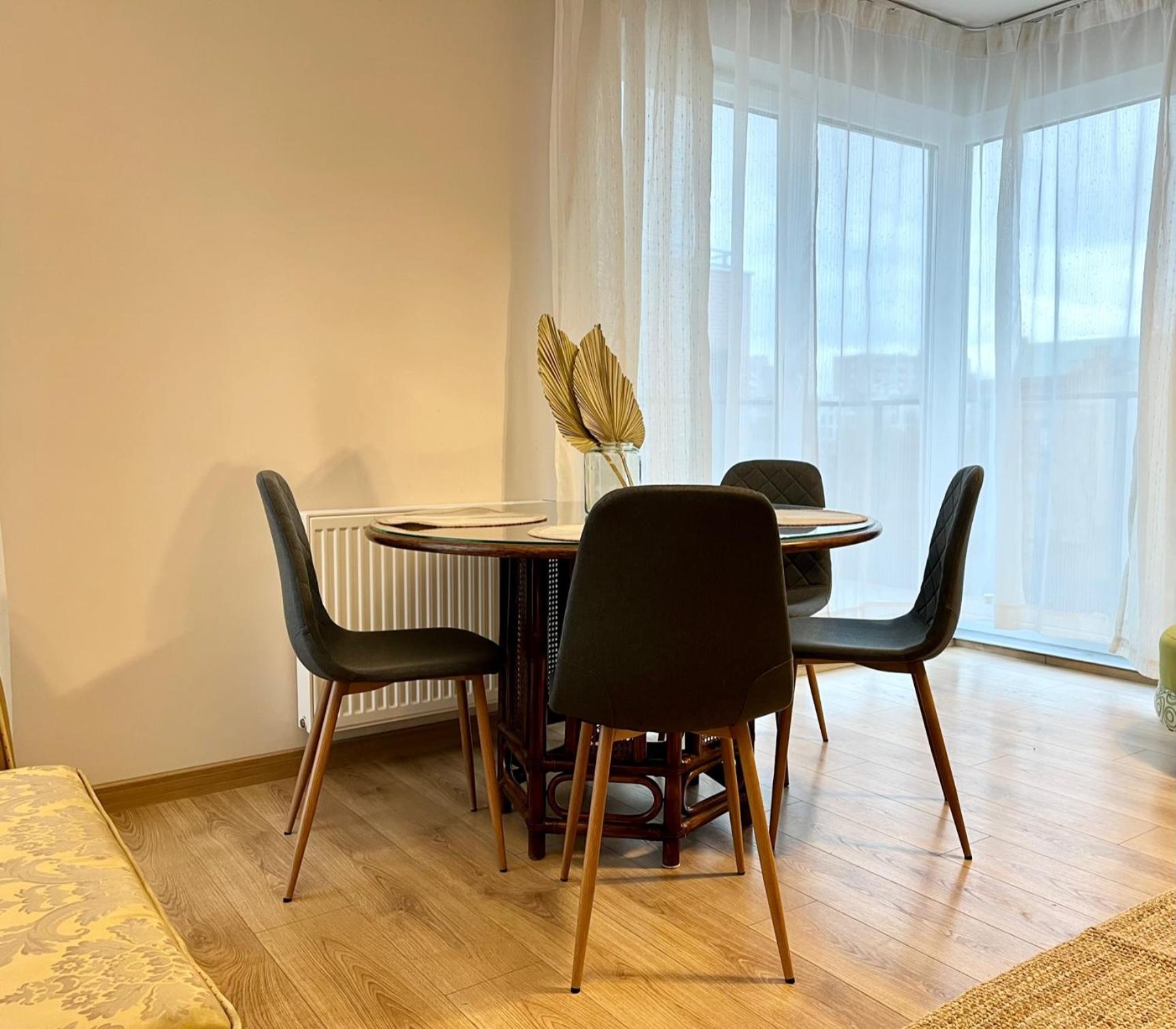 Oldtown Retro Apartment By Marina With Balcony For 6 People Gdansk Bagian luar foto