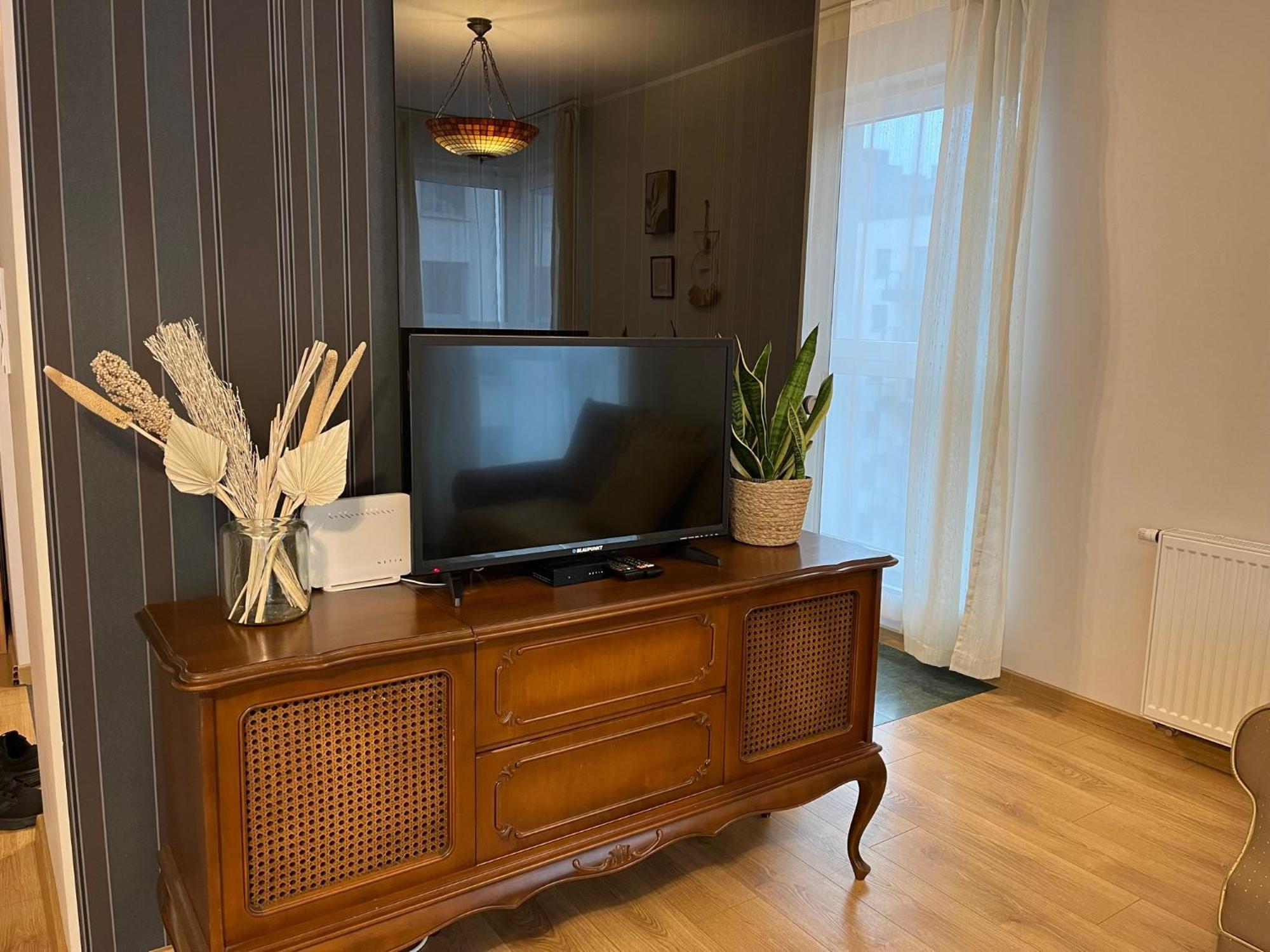 Oldtown Retro Apartment By Marina With Balcony For 6 People Gdansk Bagian luar foto
