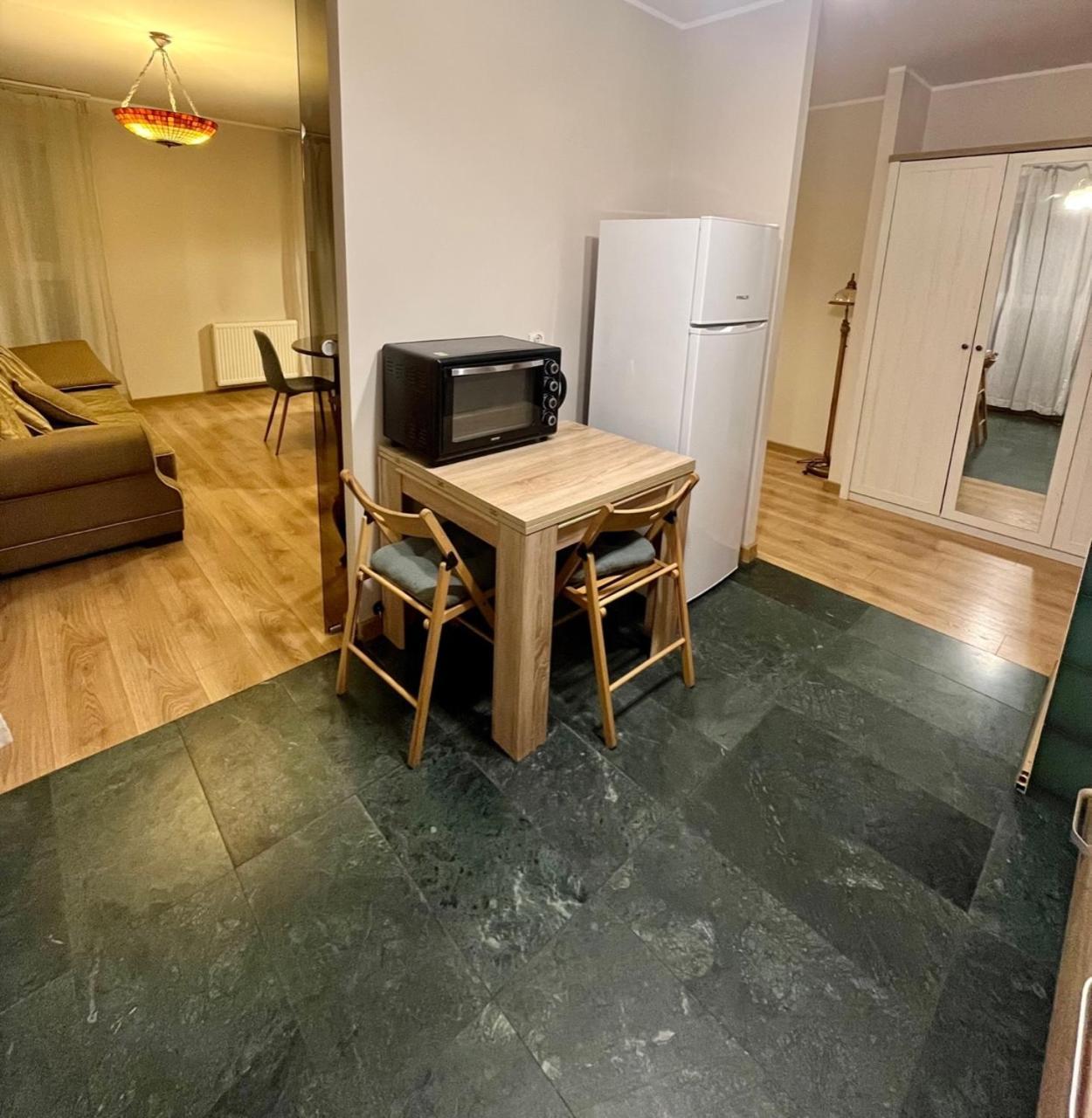 Oldtown Retro Apartment By Marina With Balcony For 6 People Gdansk Bagian luar foto